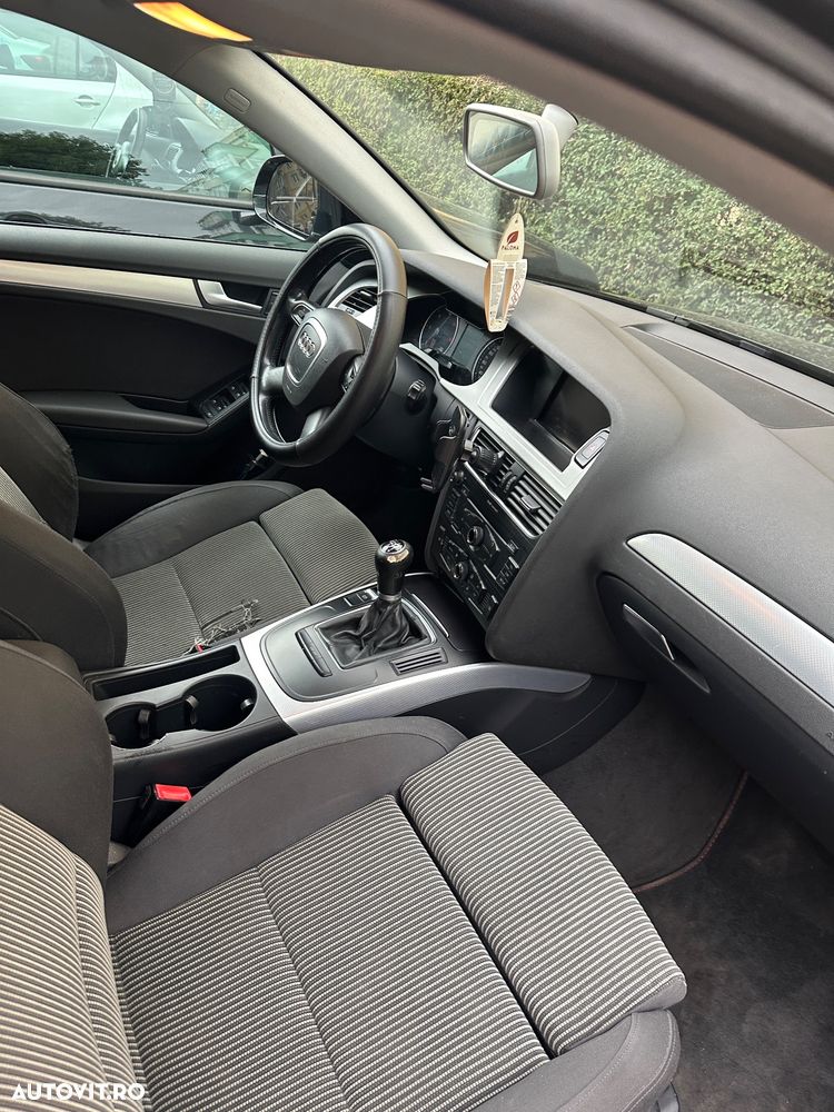 Audi A4 Limuzina 2.0 TDI B8 - 9