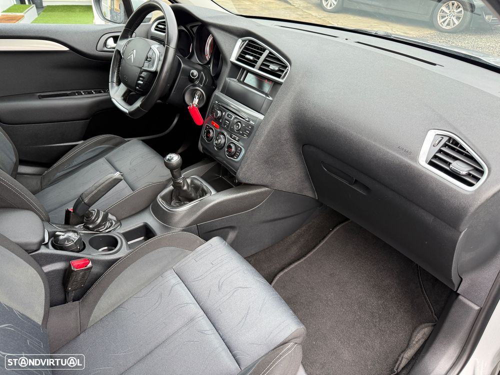 Citroën C4 1.6 HDi Attraction - 14