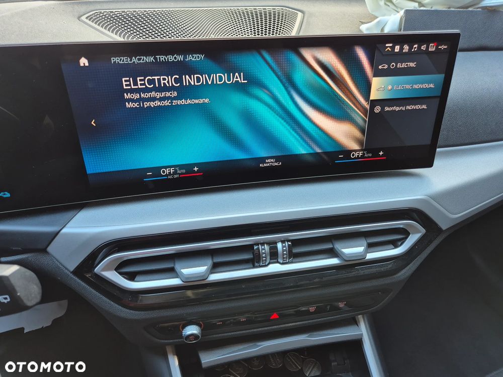 BMW Seria 3 320e Sport - 12