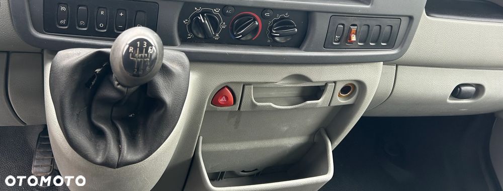 Renault Mascott 150 DXi - 10