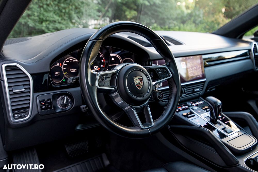 Porsche Cayenne - 19