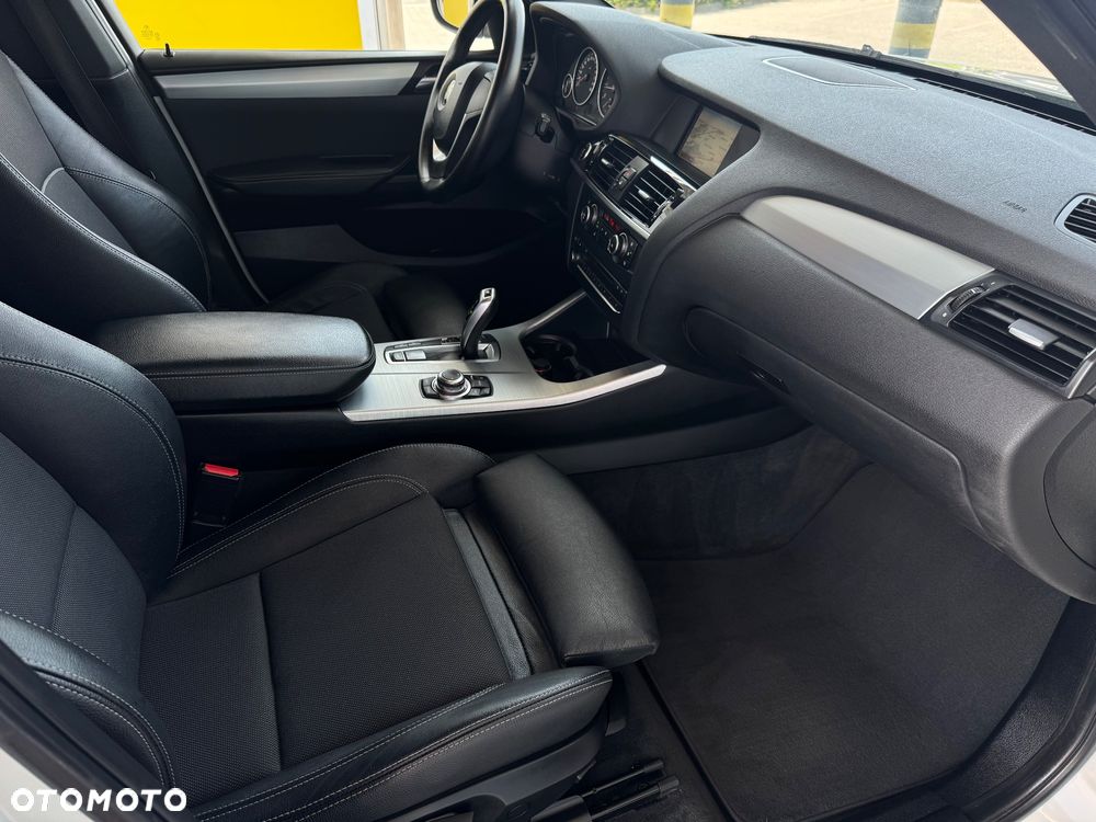 BMW X3 xDrive28i Sport-Aut - 19