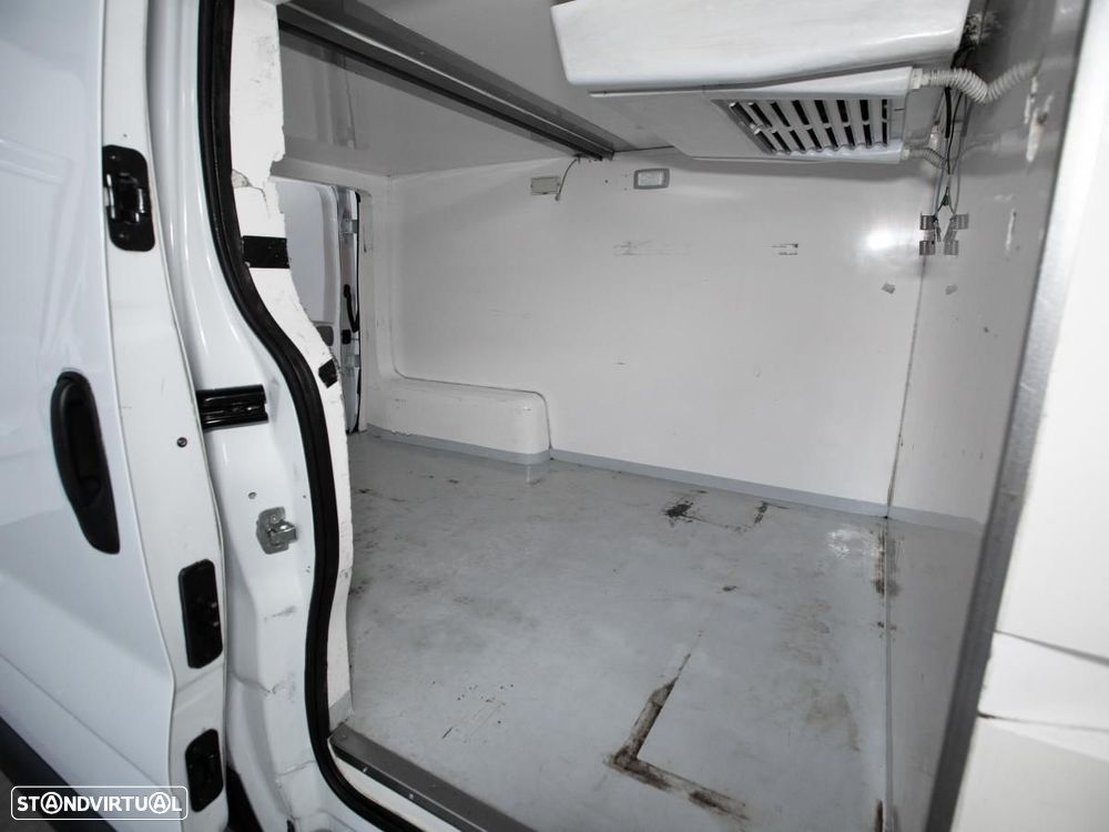 Renault Trafic 3L C/IVA C/frio L1H1 - 7