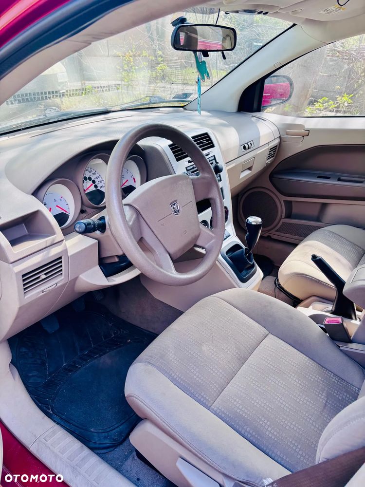 Dodge Caliber 1.8 SE - 4