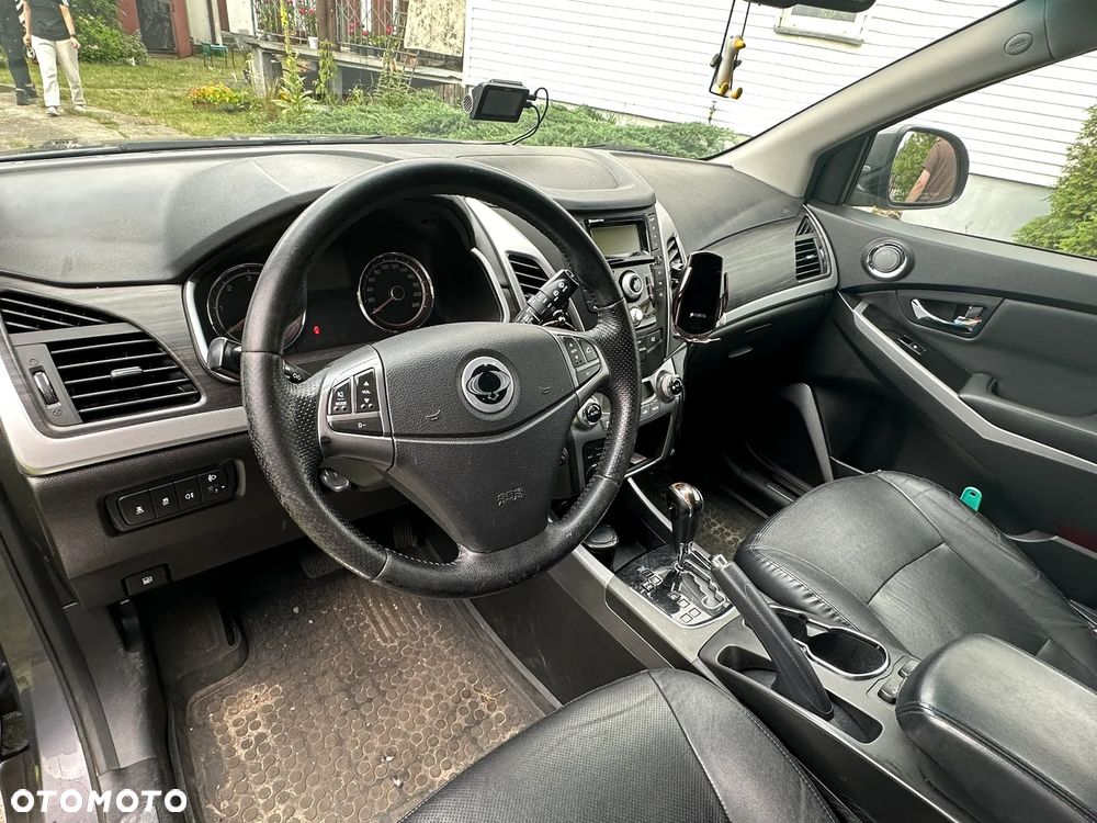 SsangYong/KGM Korando 2.0 E-XDi DPF 4WD Automatik Quartz - 8