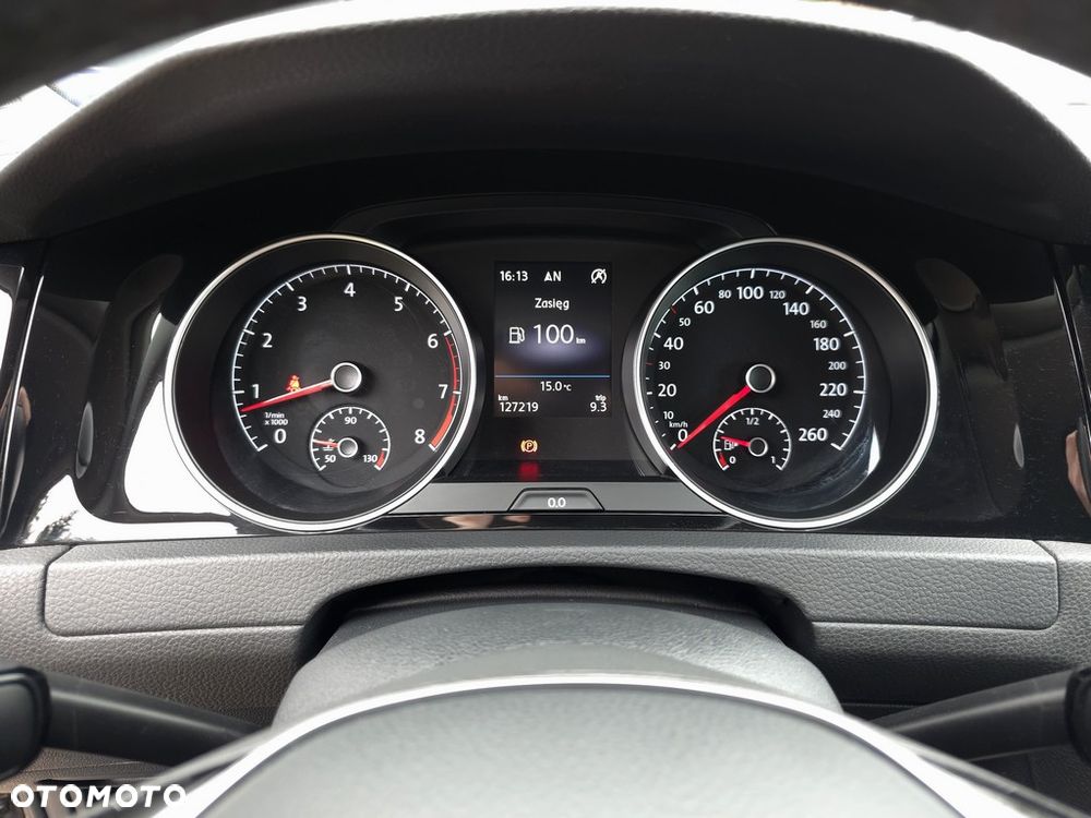 Volkswagen Golf - 18