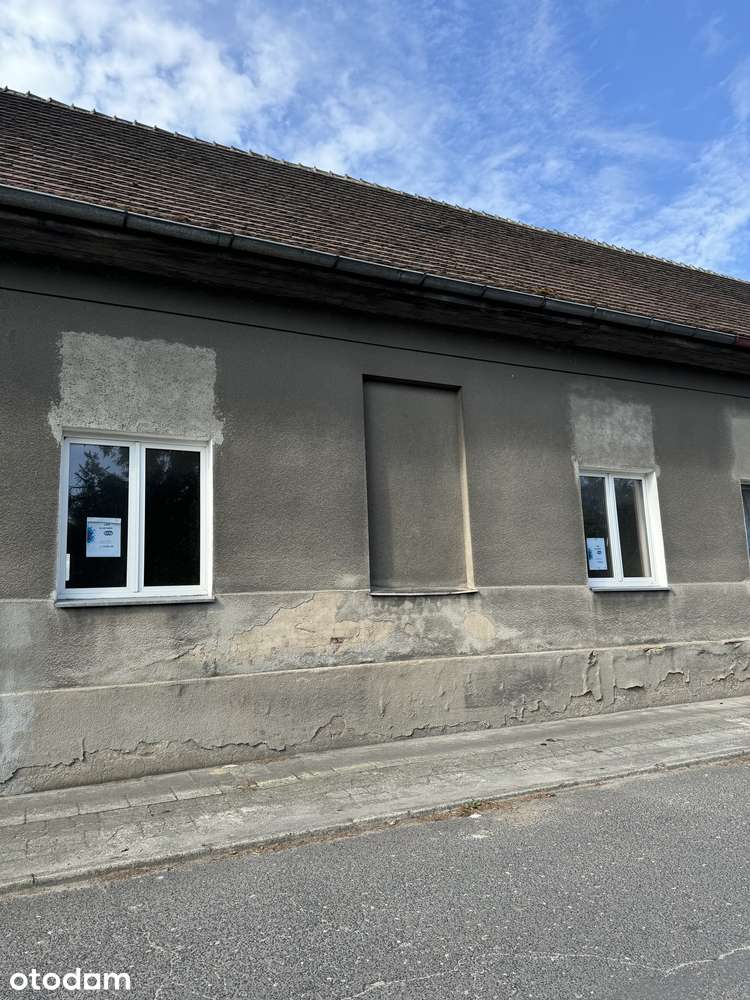 Łęka Opatowska ul. Dworcowa 1 (pow. kępiński gm. Łęka Opatowska)