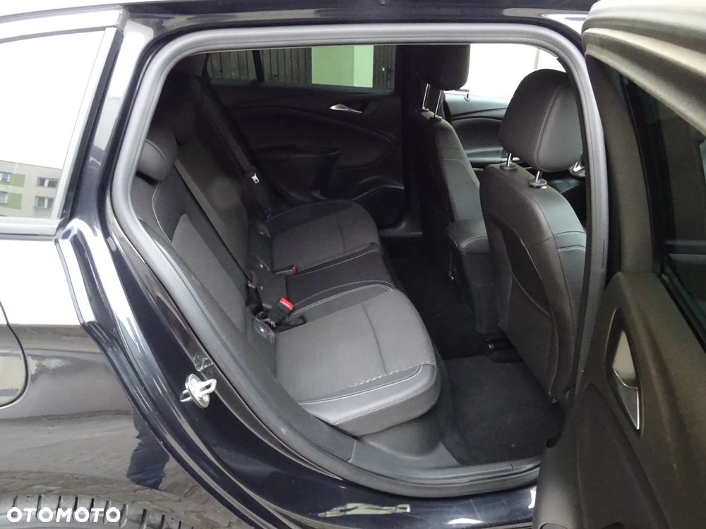 Opel Astra 1.4 Turbo Innovation - 8
