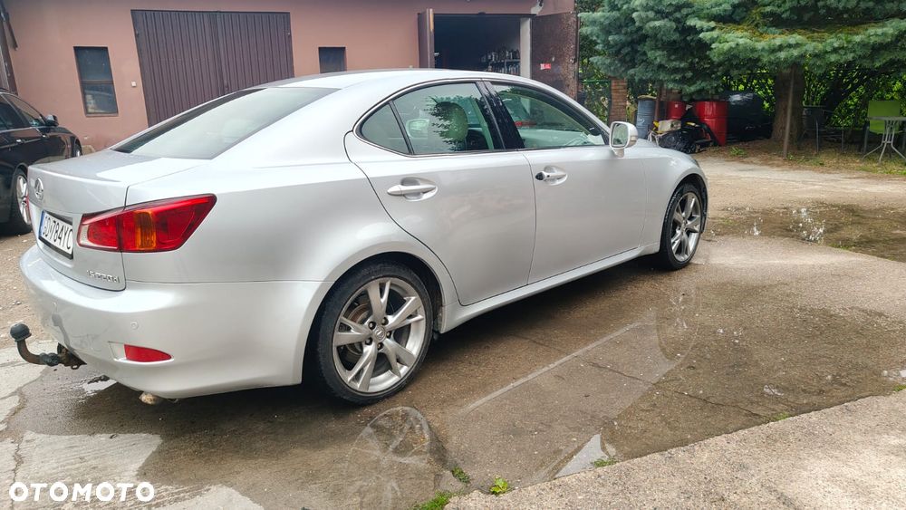 Lexus IS 220 D Prestige - 21