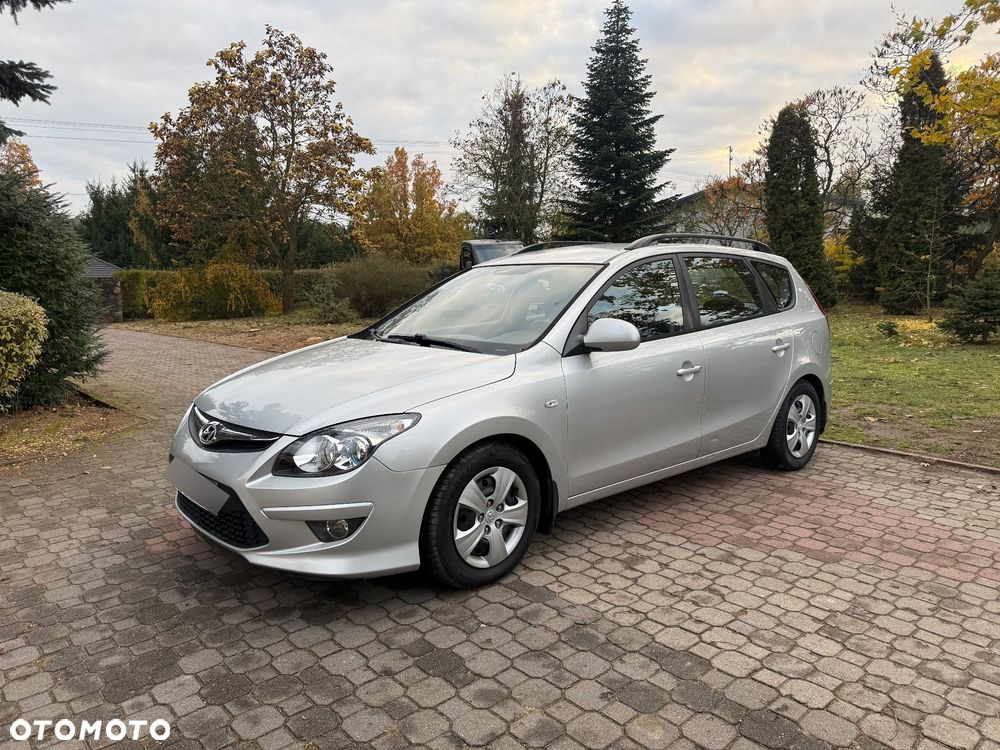 Hyundai I30 2010 photo 2