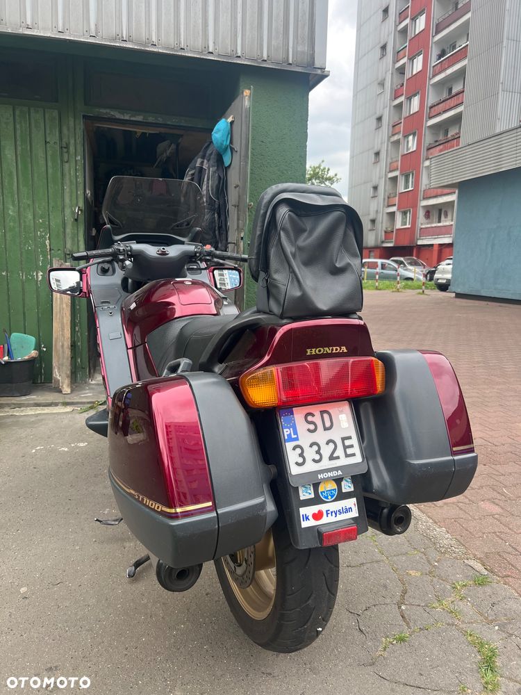 Honda ST - 3