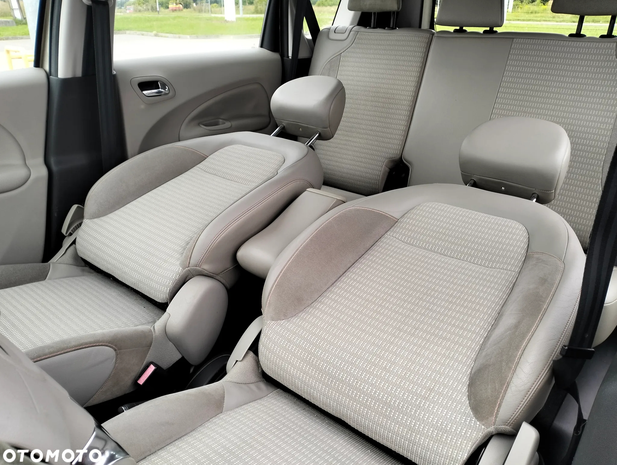 Citroën C3 Picasso 1.4i Exclusive - 38