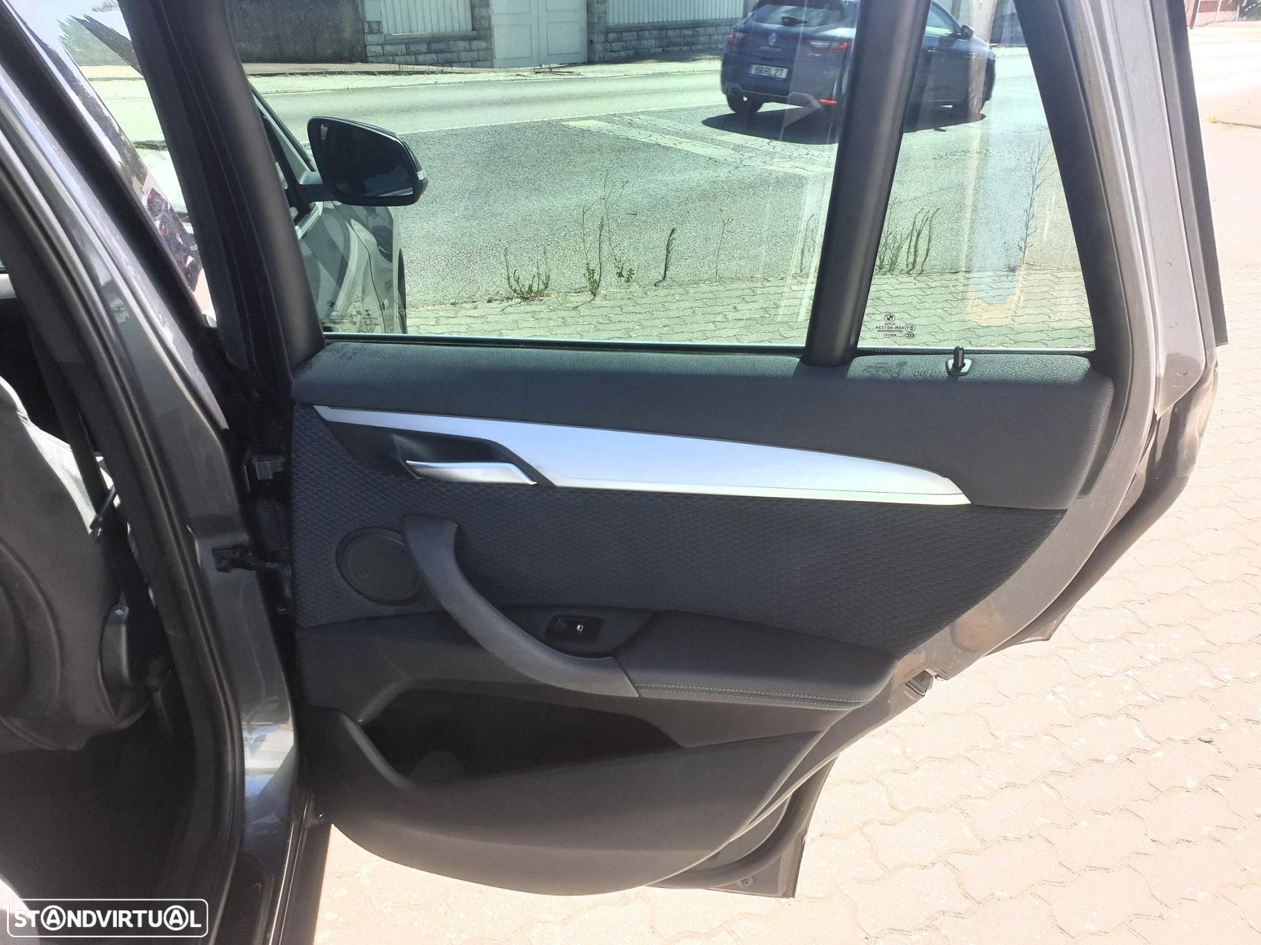 BMW X1 16 d sDrive Pack M - 42