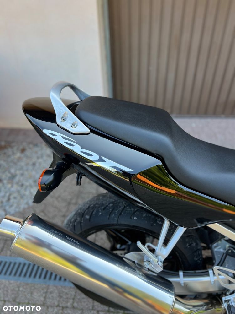 Honda CBR - 11