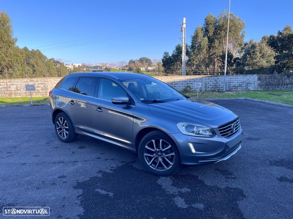 Volvo XC 60 D4 AWD Geartronic Summum - 6