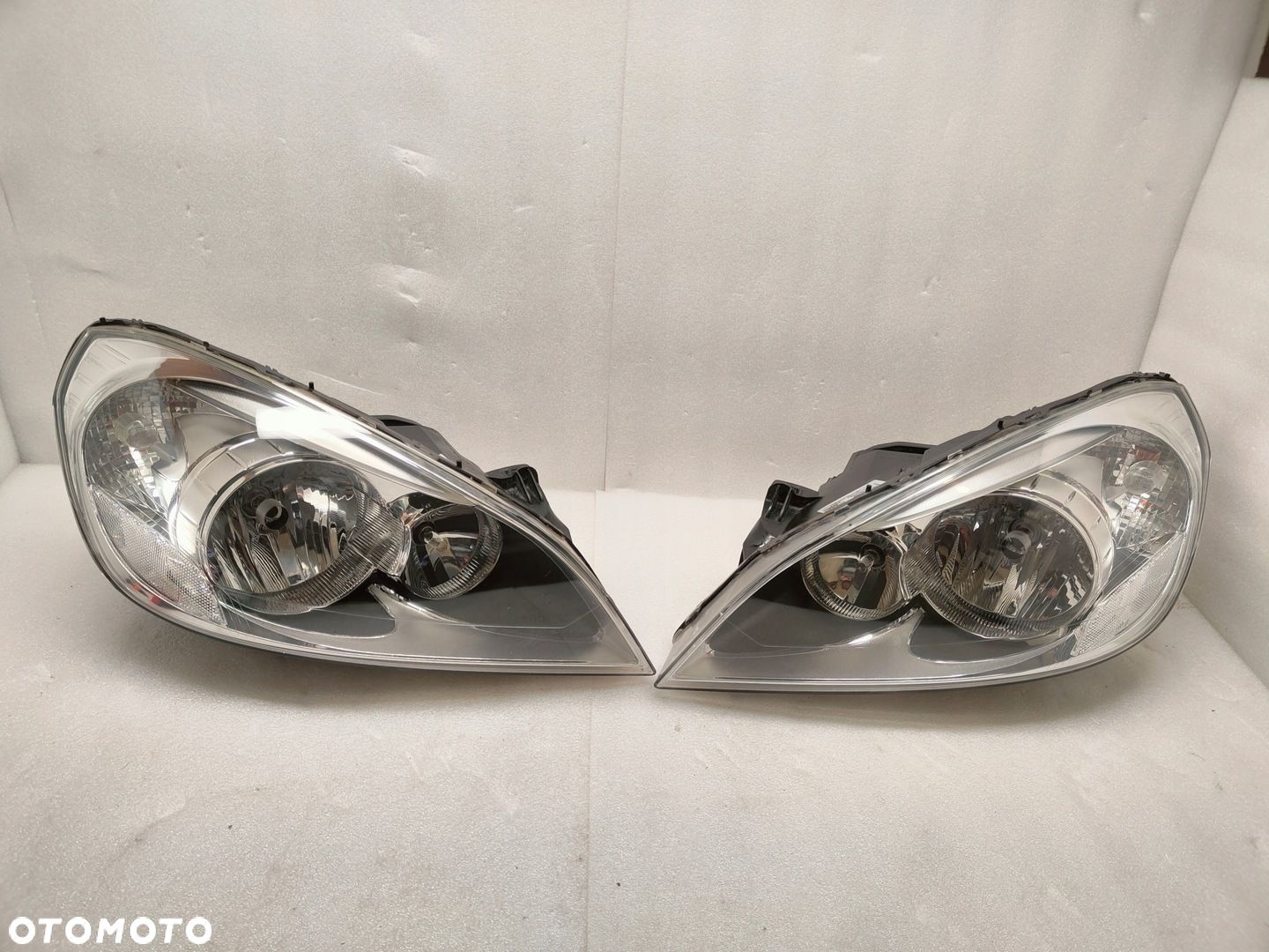 VOLVO S60 C60 KOMPLET LAMP ZW PRZEDNICH 31299995, 31383066 - 1