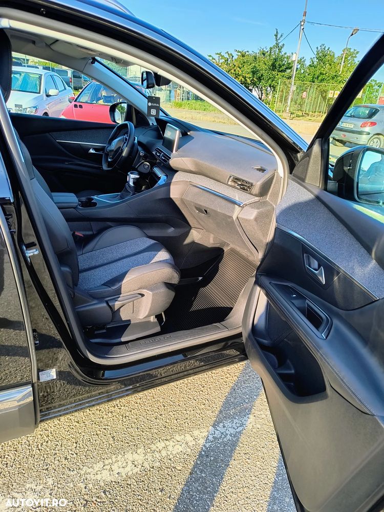 Peugeot 3008 1.2 PureTech Turbo S&S Allure - 8