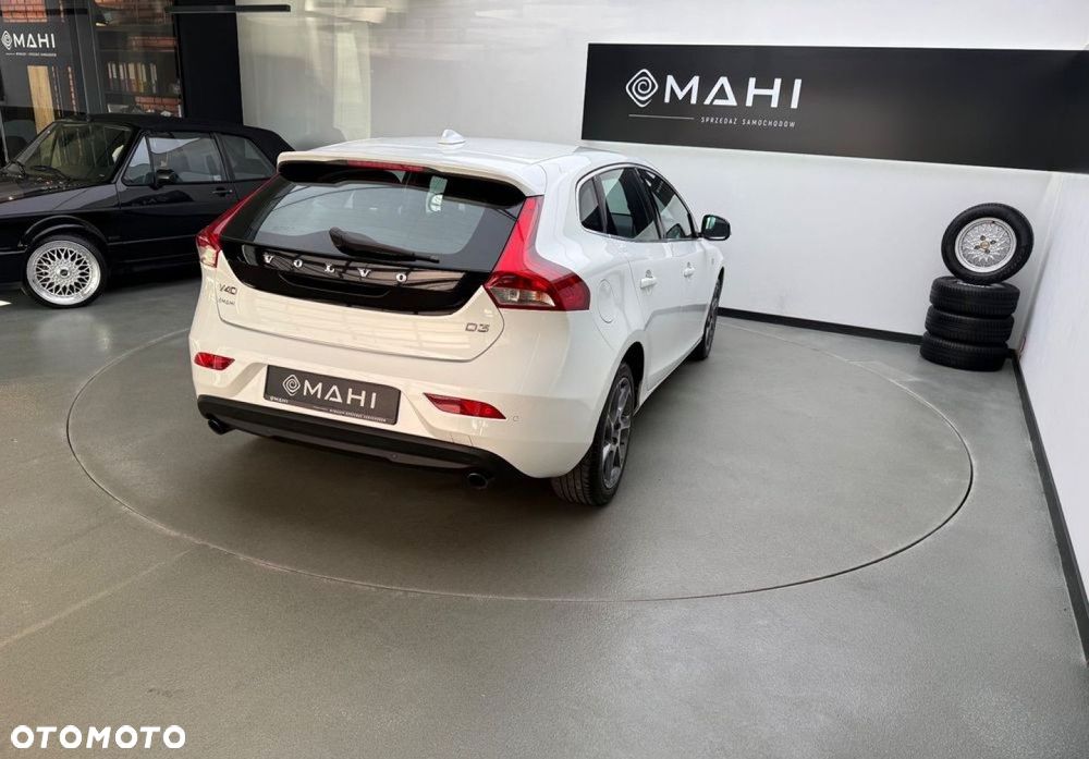 Volvo V40 D3 Ocean Race - 11