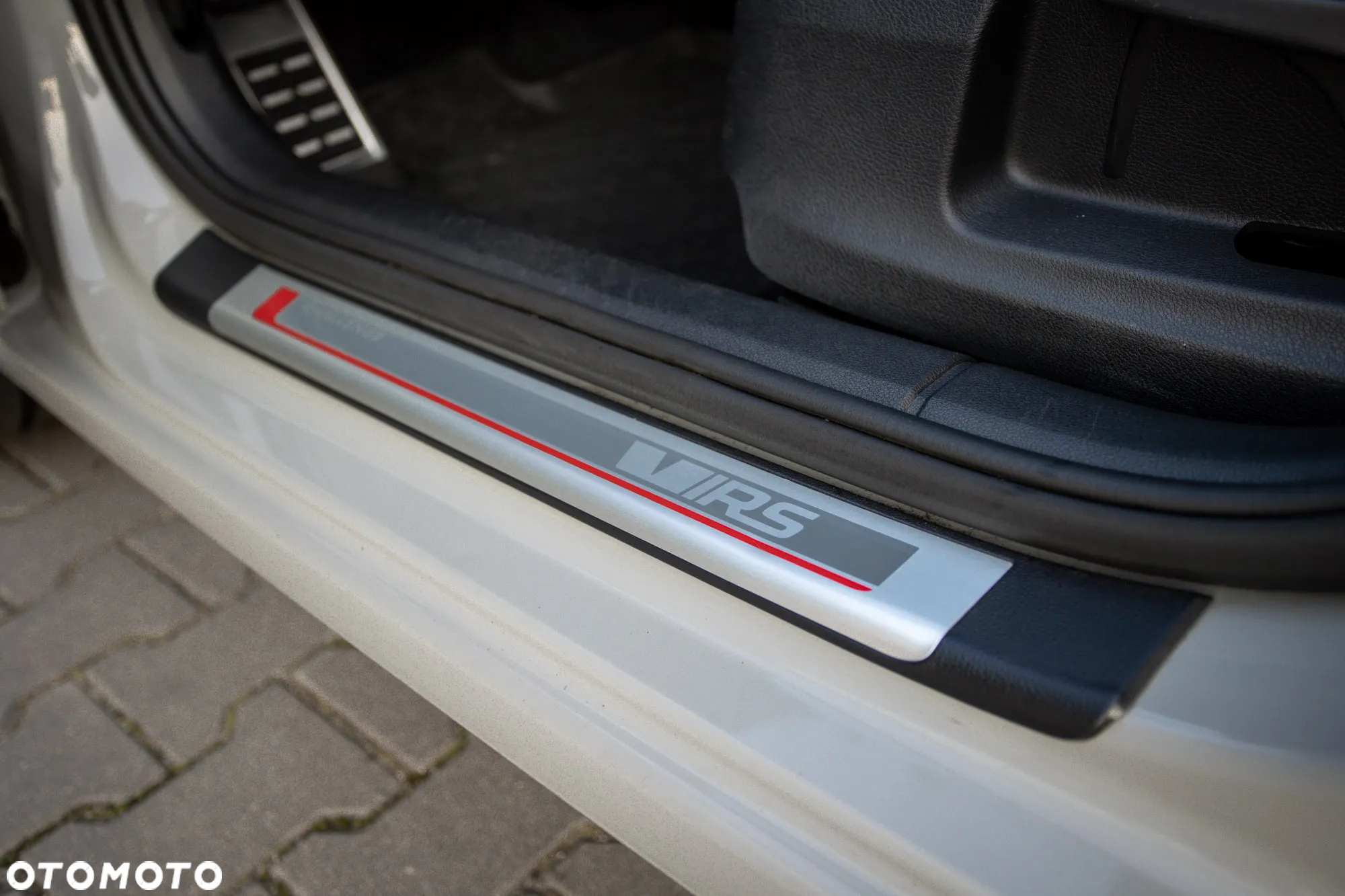 Skoda Octavia Combi 2.0 TDI RS - 19