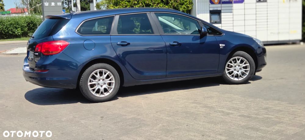 Opel Astra 1.6 Turbo 150 Jahre - 15