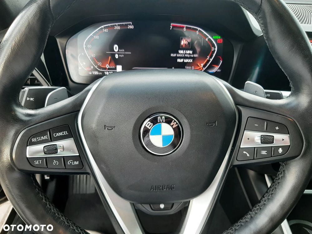 BMW Seria 3 - 17
