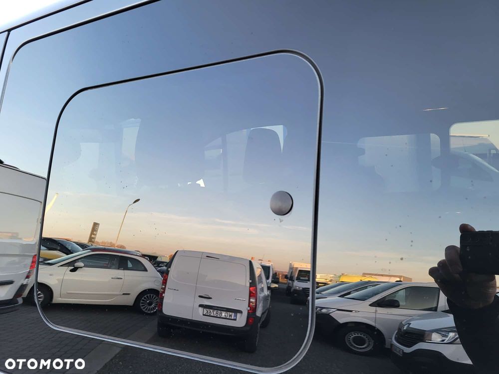 Ford Tourneo Custom 2.0 TDCi L1 Trend SelectShift - 24