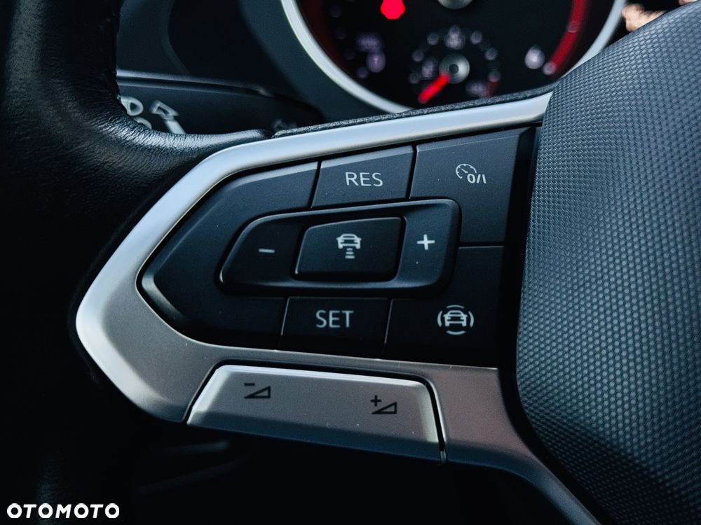Volkswagen Tiguan 2.0 TDI SCR Life - 13