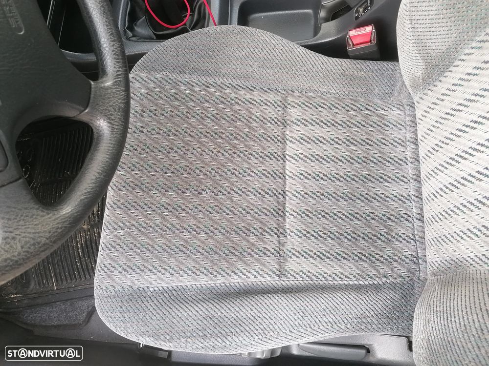 Honda Civic 1.5i LS - 11