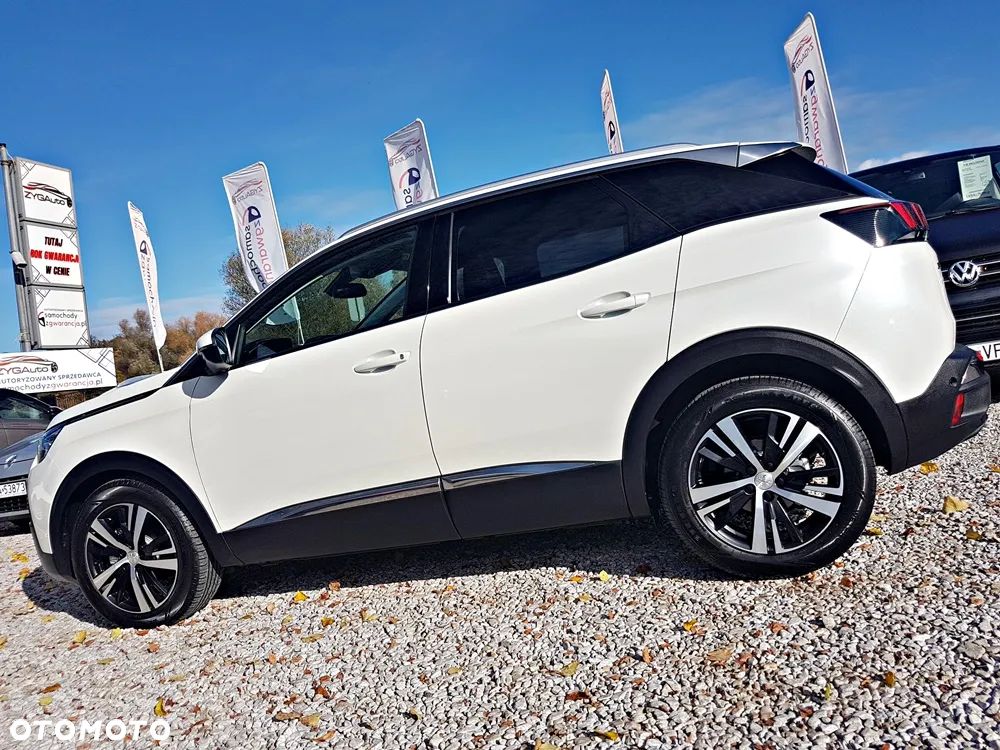 Peugeot 3008 1.2 PureTech Allure S&S - 6