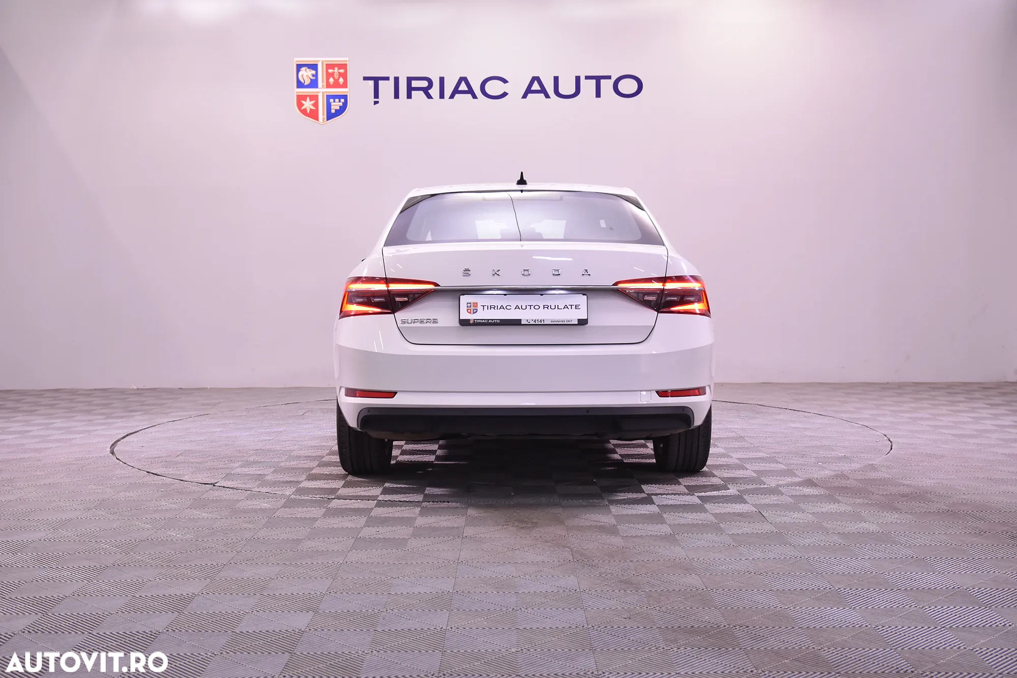Skoda Superb - 4