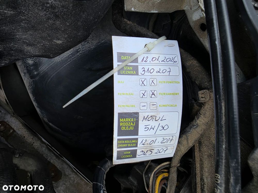 BMW Seria 3 318d DPF - 31