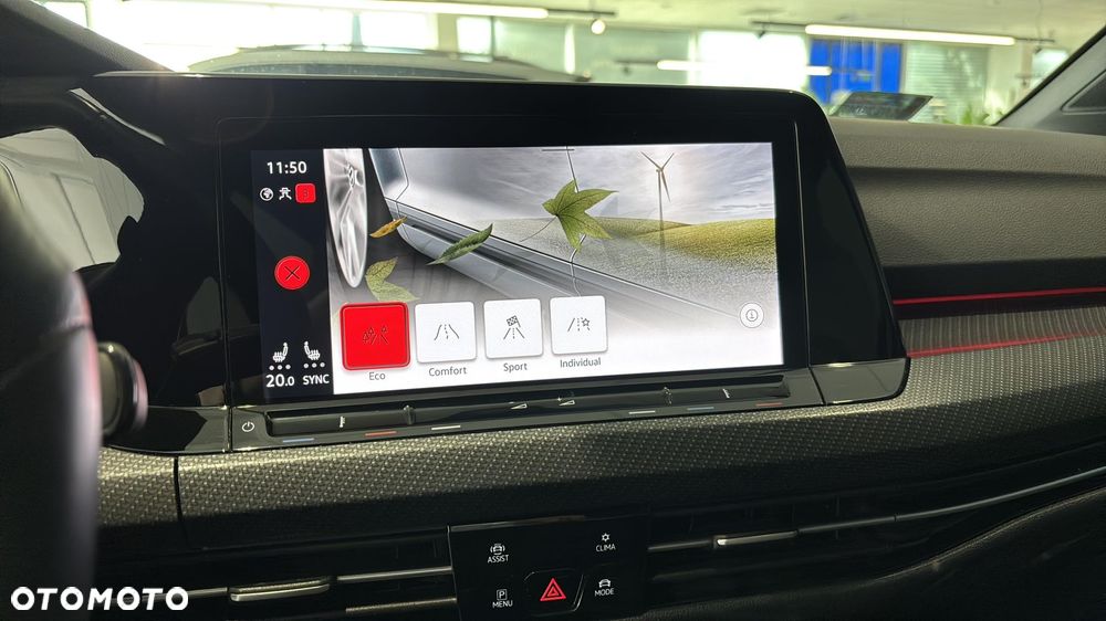 Volkswagen Golf - 24