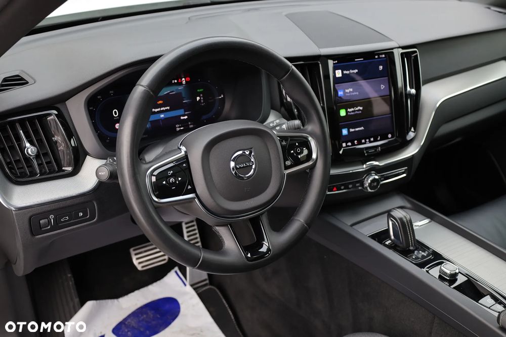 Volvo XC 60 T6 AWD Recharge Geartronic RDesign - 18