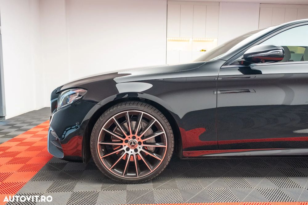 Mercedes-Benz E 220 d 4Matic 9G-TRONIC AMG Line - 10