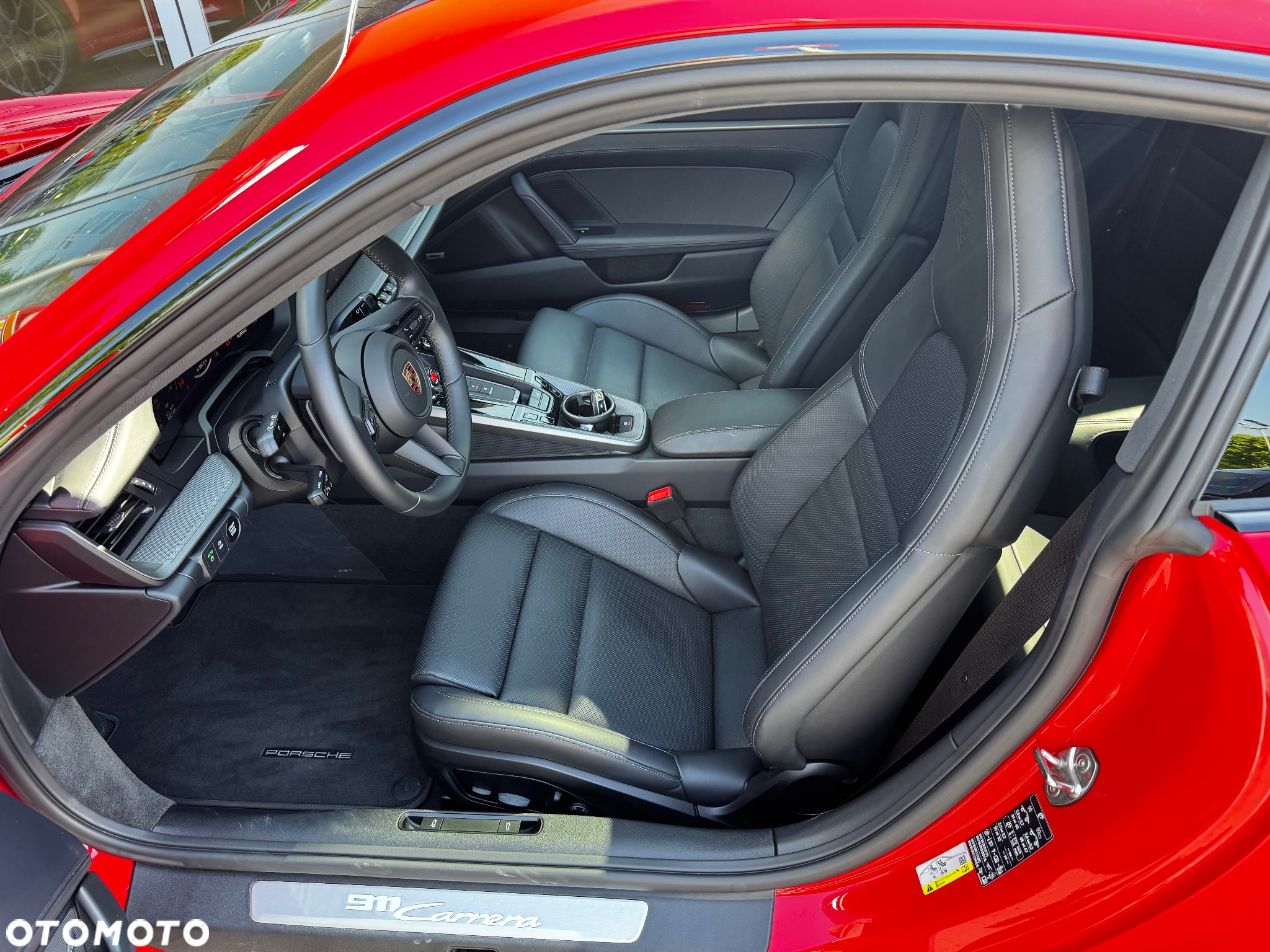 Porsche 911 Carrera - 22