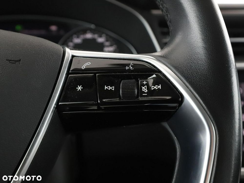 Audi A6 Avant TDI mHEV S tronic - 30