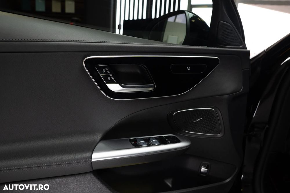 Mercedes-Benz C 300 MHEV 4MATIC - 10