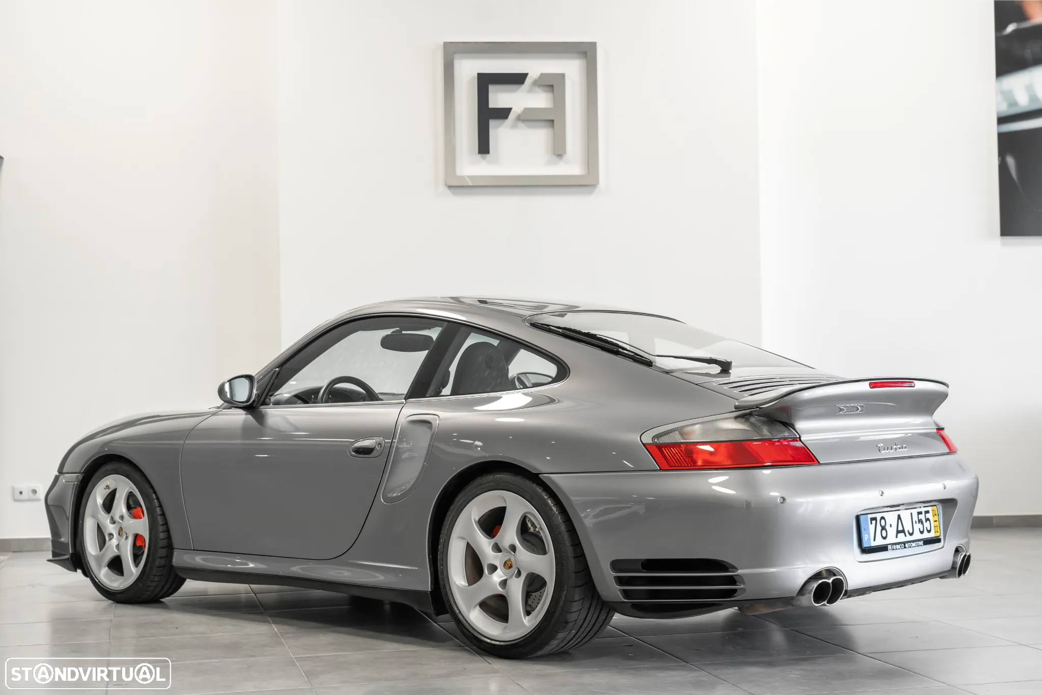 Porsche 911 (996) Turbo - 4