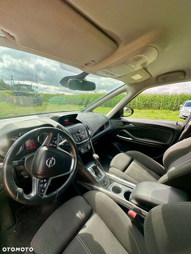 Opel Zafira - 2