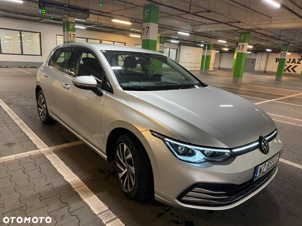 Volkswagen Golf - 11