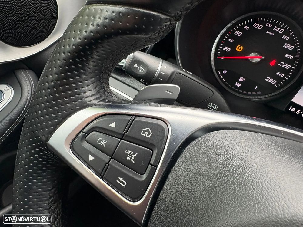 Mercedes-Benz GLC 250 d 4Matic 9G-TRONIC AMG Line - 16