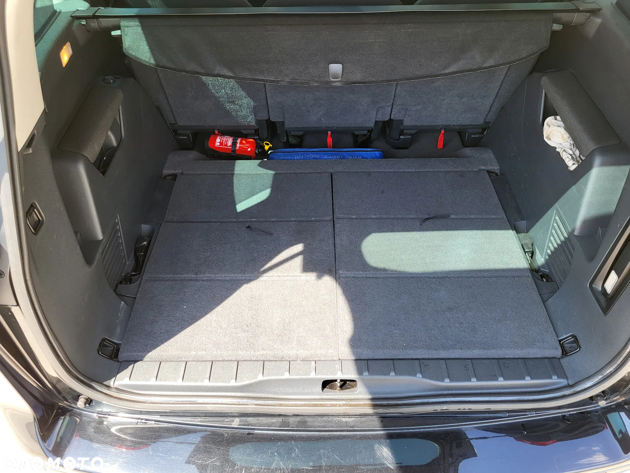 Peugeot 5008 1.6 THP Business Line 7os - 9