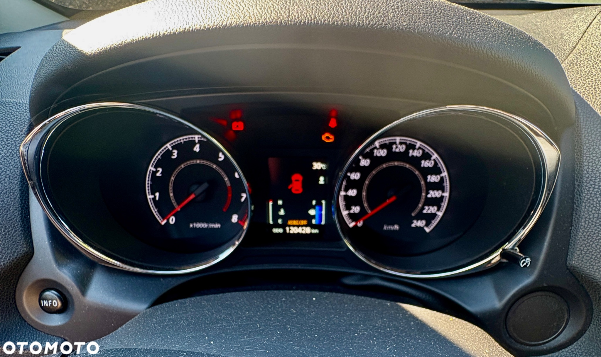 Mitsubishi ASX 1.6 2WD Comfort Edition - 11