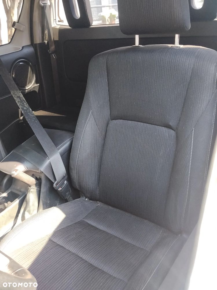 Toyota Hilux 4x4 Extra Cab Duty Comfort - 5