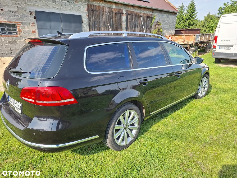 Volkswagen Passat 1.6 TDI BlueMotion Technology Comfortline - 2