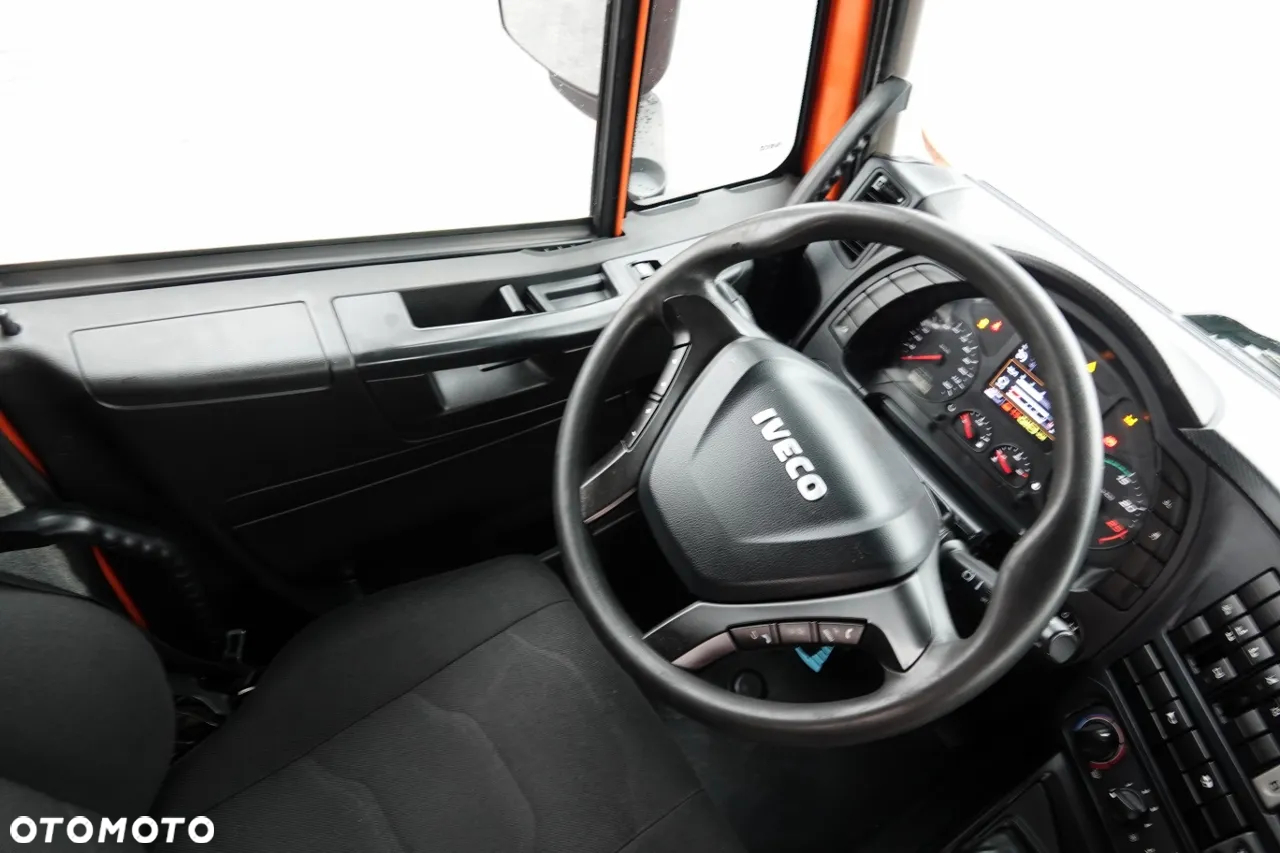Iveco 420 / 6x2 / SKRZYNIOWY- 6,5 M / HDS FASSI 185 - 10,4 M / E6 / OŚ PODNOSZONA - 30