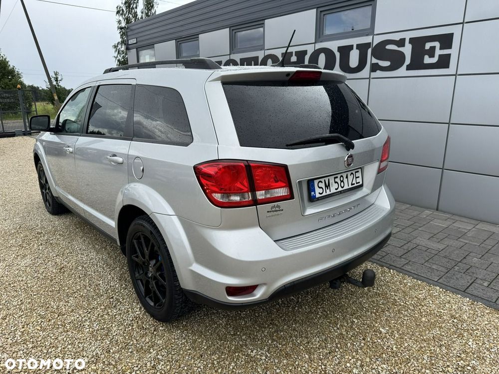 Fiat Freemont 2.0 Multijet Black Code AWD - 9