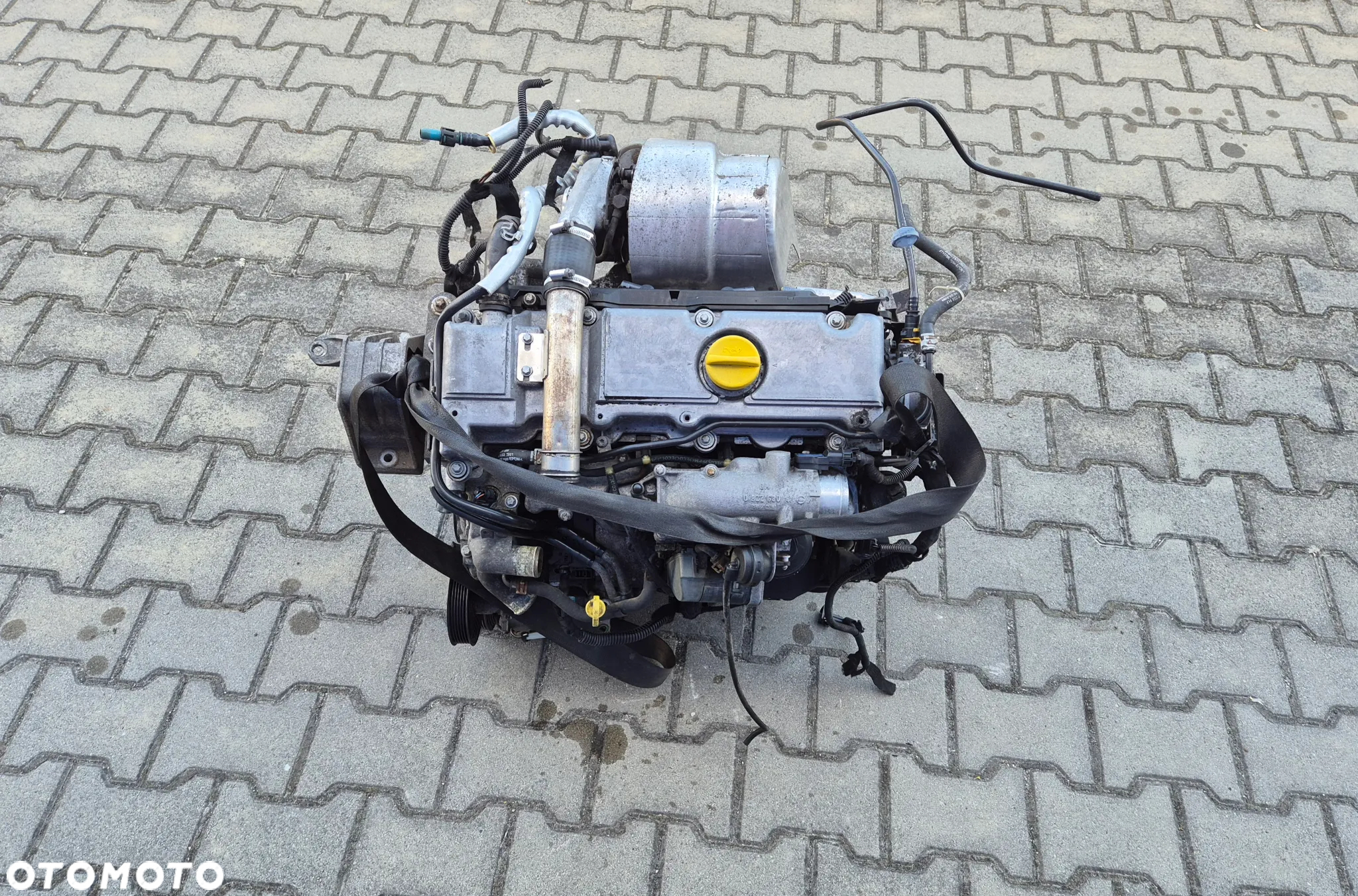 KOMPLETNY SILNIK 2.2 DTI OPEL VECTRA C/ OPEL SIGNUM / ZAFIRA A - 4