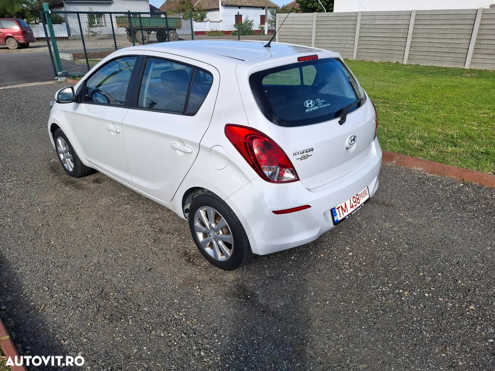 Hyundai i20 1.2 Trend - 3