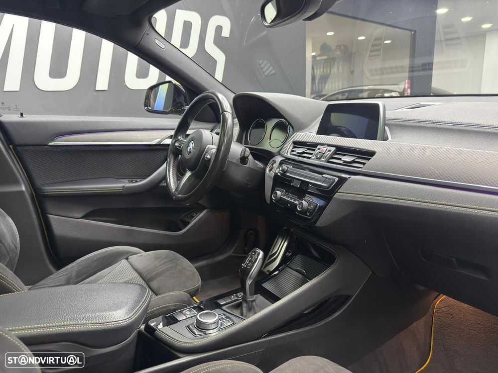 BMW X2 18 d xDrive Auto Pack 50 anos M - 36